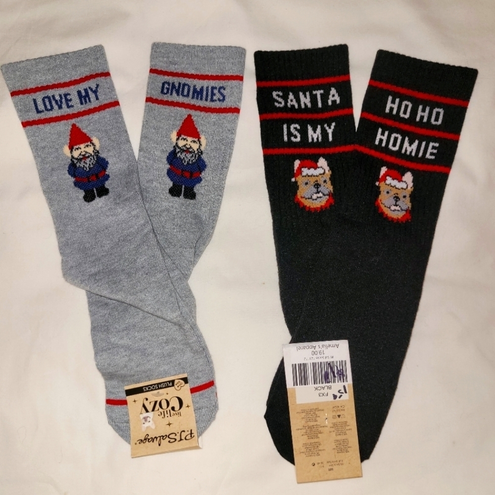 NWT* PJ Salvage* Plush Socks* Holiday Theme* 2 pr* 1 Gray/ 1 Black